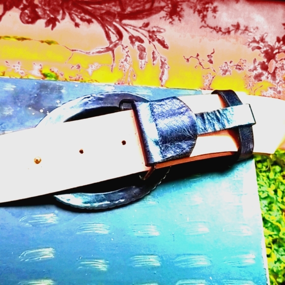 STREETS AHEAD Red Oriental Fabric Inset Black Leather Artsy Dragon Buckle Belt - Picture 11 of 16